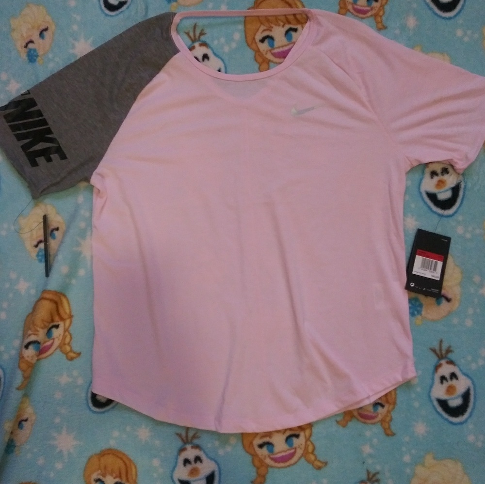 Nike shirt size Large